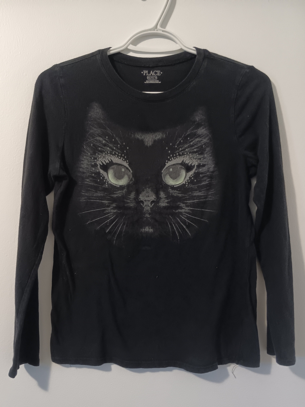 4 For 20$ The Children's Place Black Long-Sleeve Tee with Cat Face